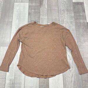 SO Women's Long Sleeve Top